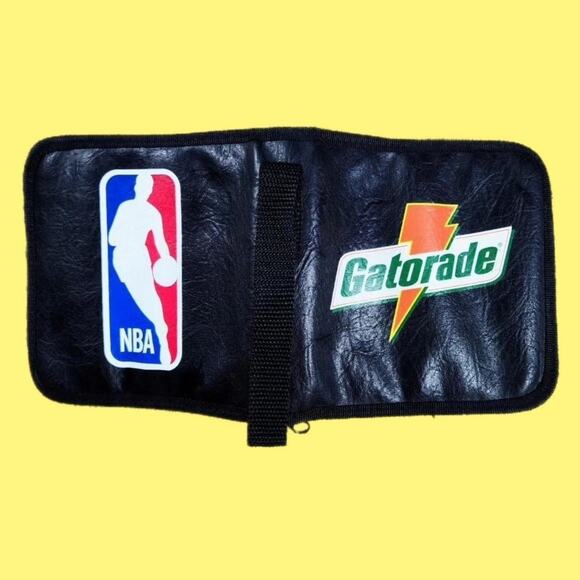 1990's Vintage Gatorade NBA CD Holder Leather Basketball - Picture 1 of 4
